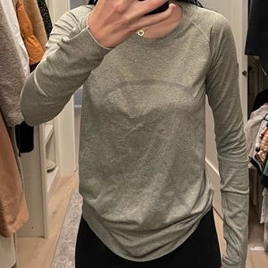 Lululemon size 8 swiftly tech long sleeve